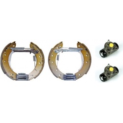 stabdžių trinkelių komplektas
                                BREMBO                                                K68065