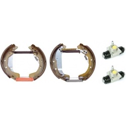 stabdžių trinkelių komplektas ESSENTIAL LINE - Standard Kit
                                BREMBO                        