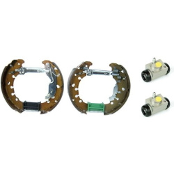 stabdžių trinkelių komplektas ESSENTIAL LINE - Standard Kit
                                BREMBO                        