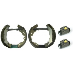 stabdžių trinkelių komplektas ESSENTIAL LINE - Standard Kit
                                BREMBO                        