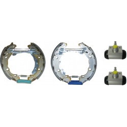 stabdžių trinkelių komplektas ESSENTIAL LINE - Standard Kit
                                BREMBO                        