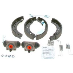 stabdžių trinkelių komplektas KIT PRO
                                BOSCH                                               