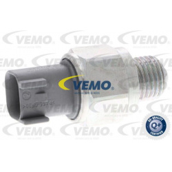 jungiklis, atbulinės eigos žibintas Green Mobility Parts
                                VEMO                              