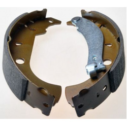 stabdžių trinkelių komplektas
                                DENCKERMANN                                                B