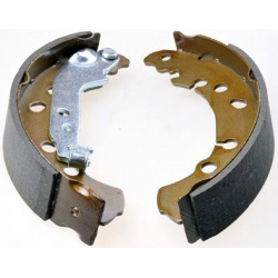 stabdžių trinkelių komplektas
                                DENCKERMANN                                                B