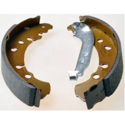 stabdžių trinkelių komplektas
                                DENCKERMANN                                                B