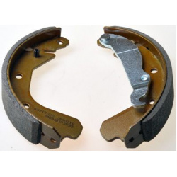 stabdžių trinkelių komplektas
                                DENCKERMANN                                                B