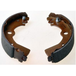 stabdžių trinkelių komplektas
                                DENCKERMANN                                                B