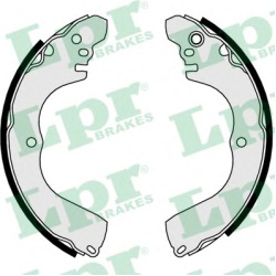 Stabdžių kaladėlės būgninės
                                SAMKO                                                81026,