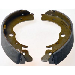 stabdžių trinkelių komplektas
                                DENCKERMANN                                                B