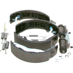 stabdžių trinkelių komplektas KIT PRO
                                BOSCH                                0204113596, BOS