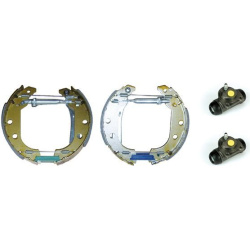 stabdžių trinkelių komplektas ESSENTIAL LINE - Standard Kit
                                BREMBO                        