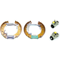 stabdžių trinkelių komplektas ESSENTIAL LINE - Standard Kit
                                BREMBO                        