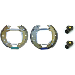 stabdžių trinkelių komplektas ESSENTIAL LINE - Standard Kit
                                BREMBO                        