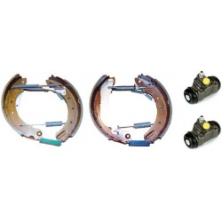 stabdžių trinkelių komplektas ESSENTIAL LINE - Standard Kit
                                BREMBO                        