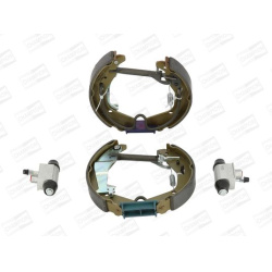 stabdžių trinkelių komplektas
                                CHAMPION                                                3815