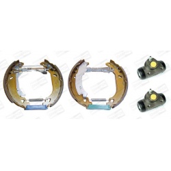 stabdžių trinkelių komplektas
                                CHAMPION                                                3812